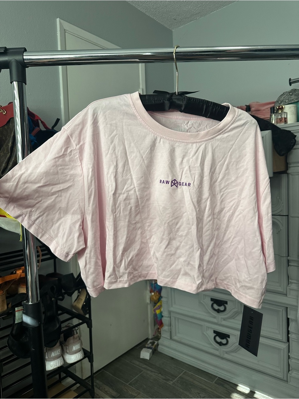 RAW GEAR Pink Crop T-Shirt